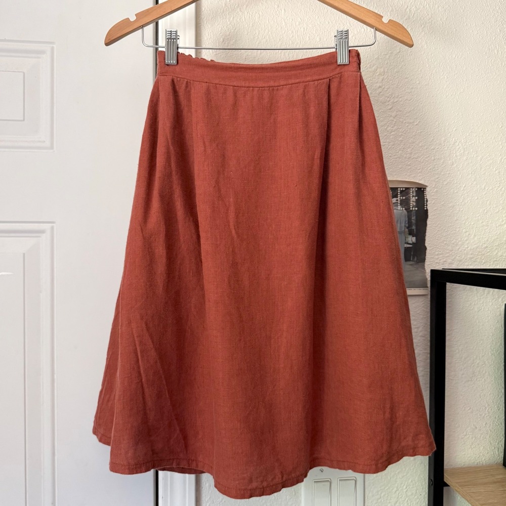 LINEN HANDMADE STUDIO rust clay red linen sustainable pull on mini skirt